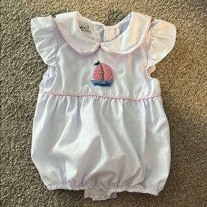 Smockingbird Sailboat Bubble